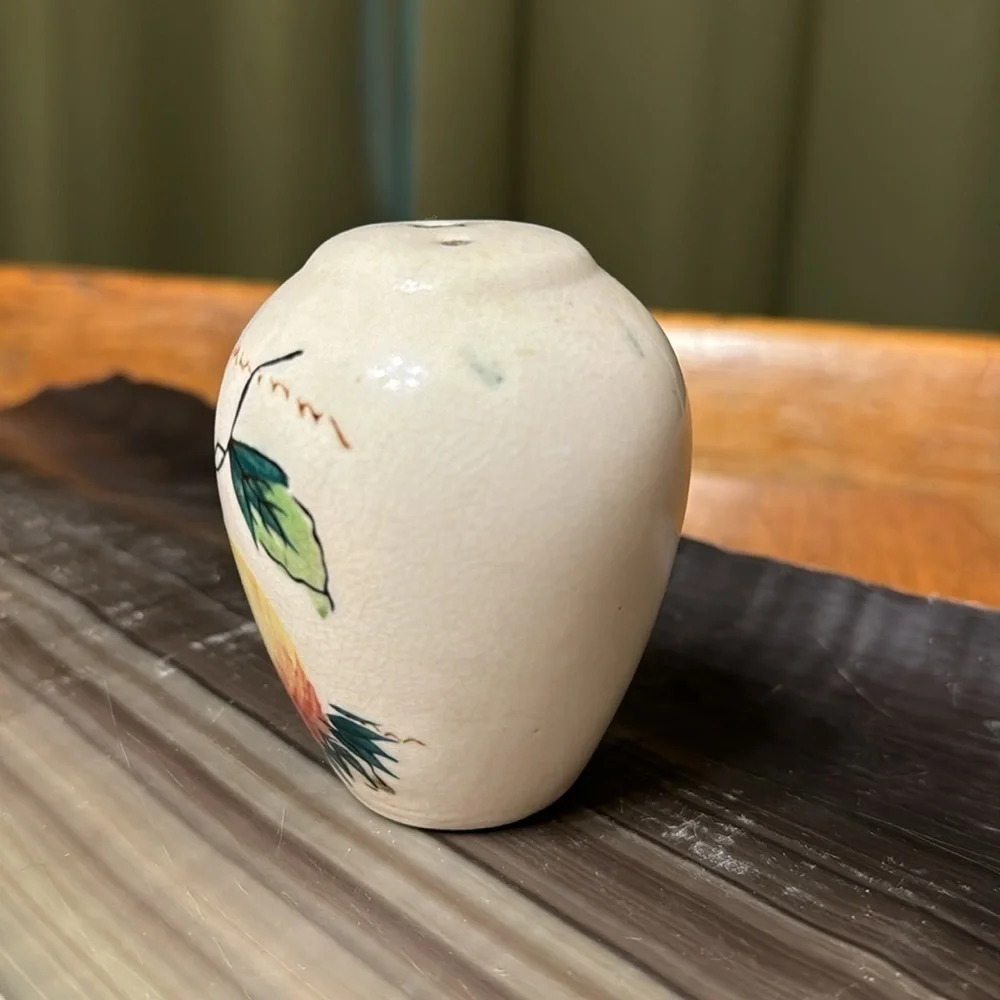 Antique Vintage Hand Painted Japanese Ceramic Peach Apple Salt Shaker